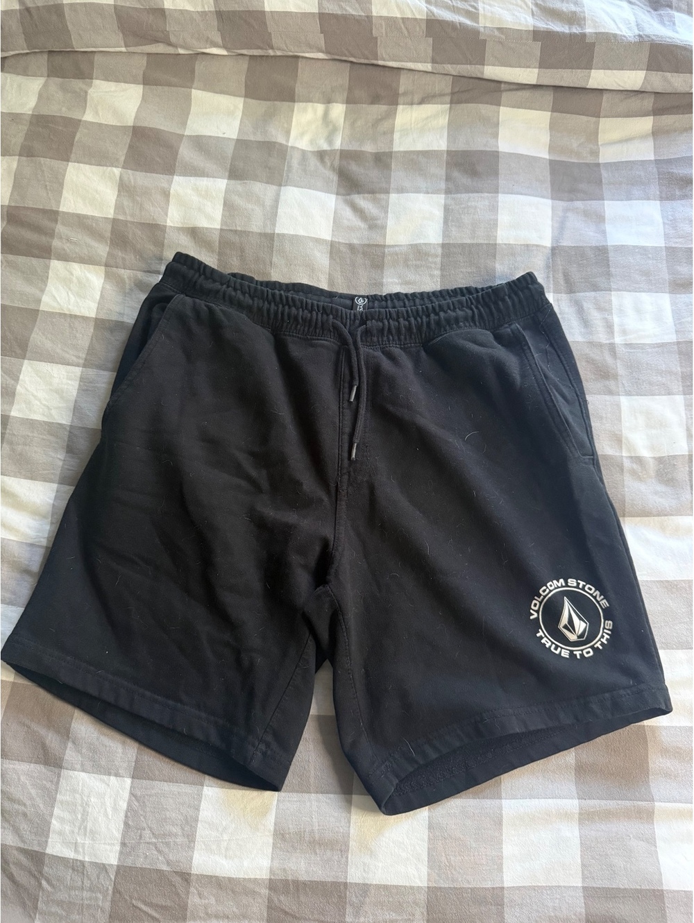 Men's Shorts | Volcom | Size Medium